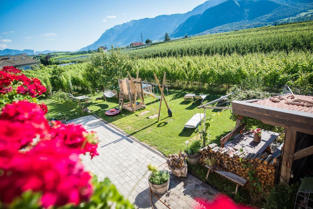 Lochererhof Apartment Appiano Sulla Strada Del Vino Bagian luar foto