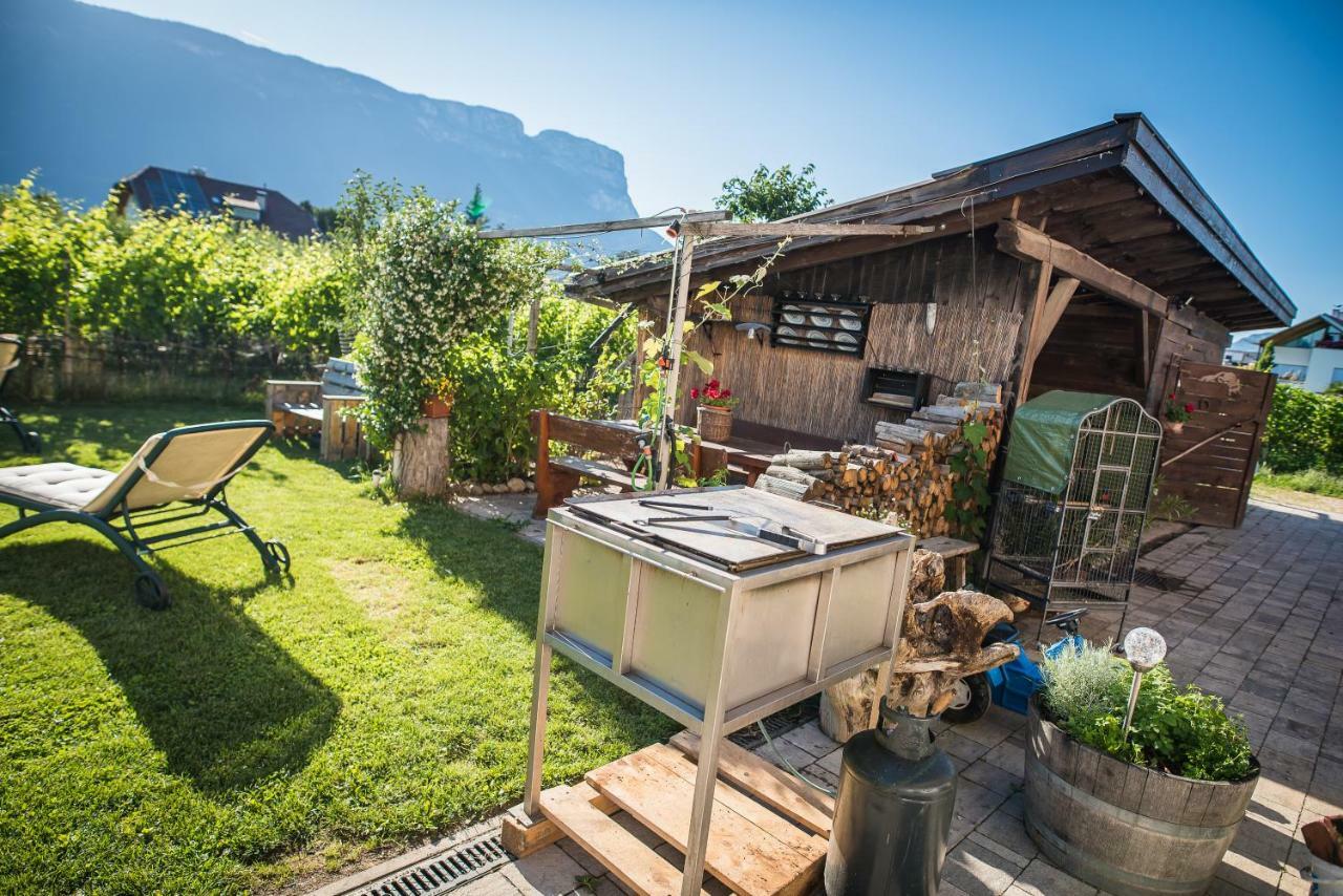 Lochererhof Apartment Appiano Sulla Strada Del Vino Bagian luar foto