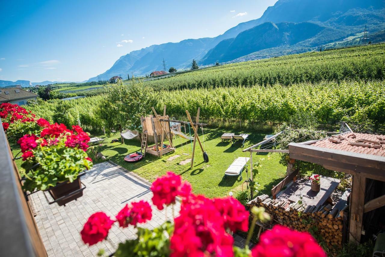 Lochererhof Apartment Appiano Sulla Strada Del Vino Bagian luar foto