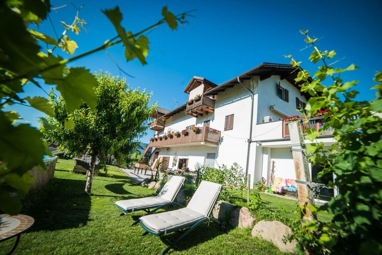 Lochererhof Apartment Appiano Sulla Strada Del Vino Bagian luar foto